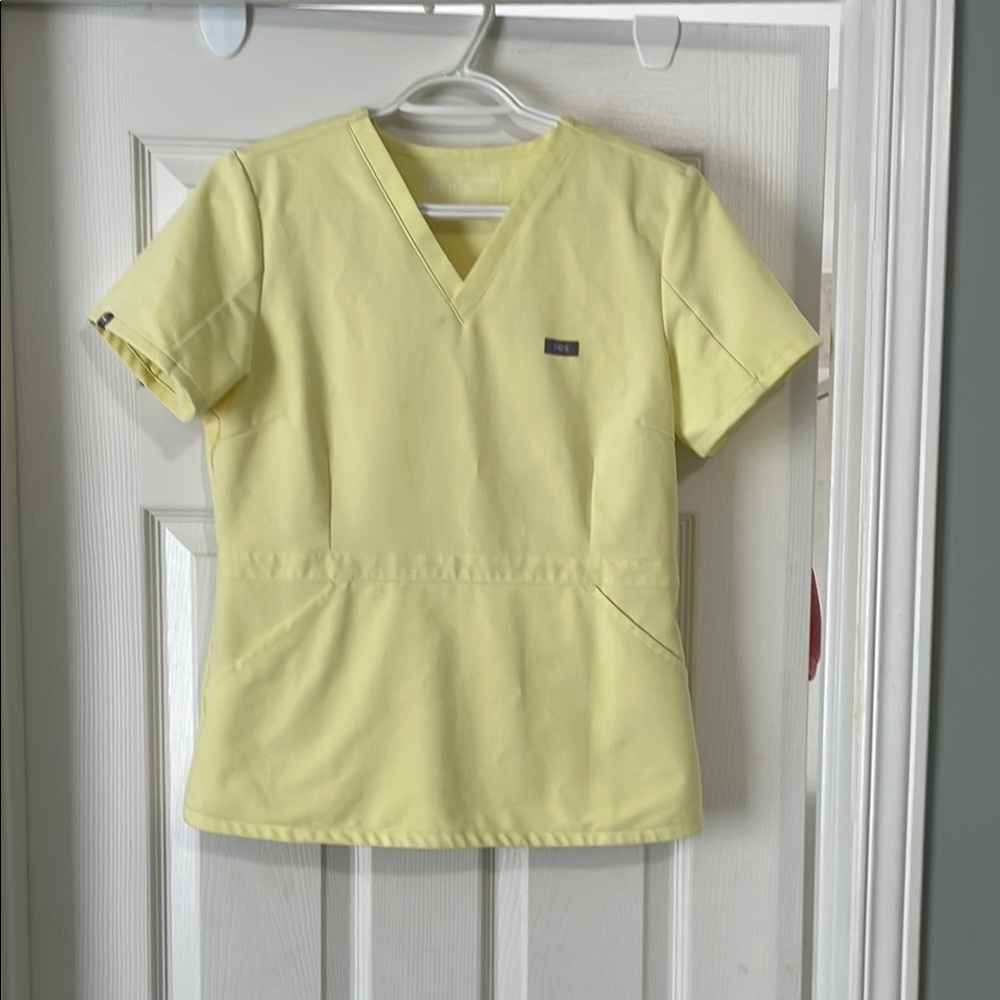 STUNNING SUNSHINE YELLOW FIGS SCRUBS
